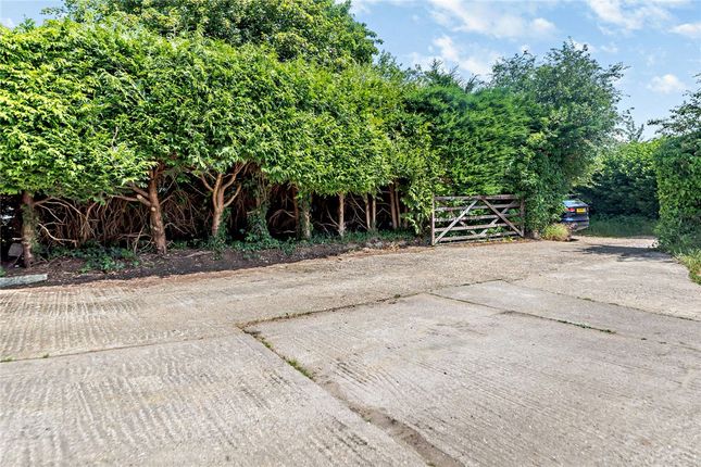 Land for sale in Manor Lane, Newbury, Berkshire