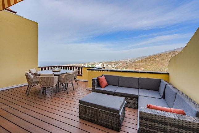 Duplex for sale in Roque Del Conde, Costa Adeje, Santa Cruz Tenerife