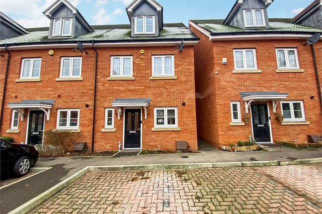 Thumbnail Terraced house to rent in Denton Way, Langley, Berkshire
