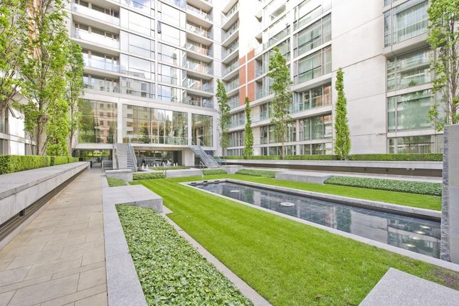 Flat for sale in The Knightsbridge Apartments, Knightsbridge, Knightsbridge