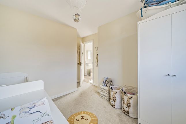 End terrace house for sale in The Boulevard, Swindon, Wiltshire