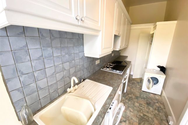 10, Sandhurst Lodge, Crowthorne photo 4