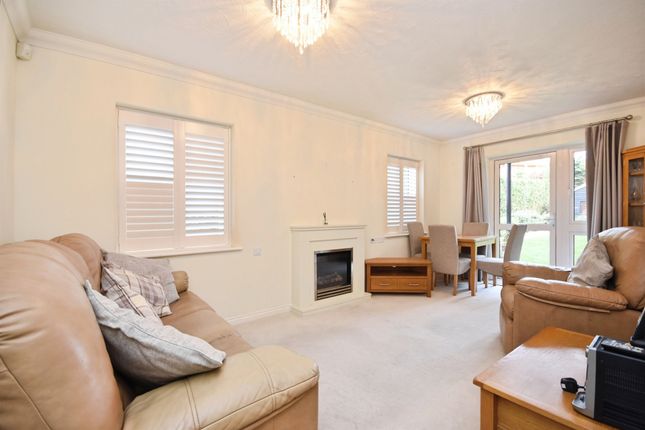 3, Meadow Lodge, Laindon Road, Billericay photo 2