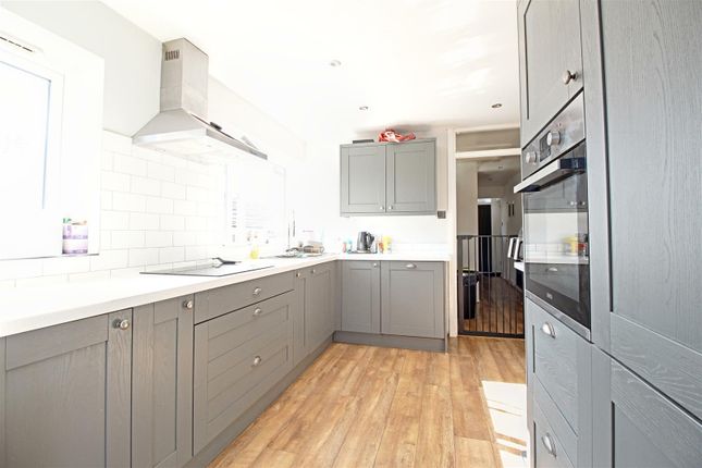 10, Taylors Road, Chesham photo 2