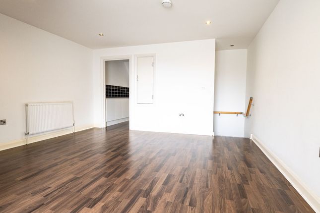 5 Austin Court, Rickmansworth photo 4