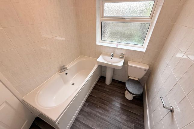 20 New Street, Stairfoot, Barnsley photo 3