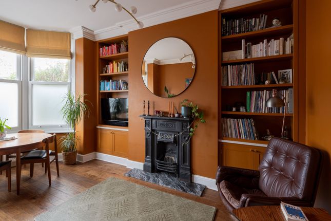Flat for sale in Fairlop Road, Upper Leytonstone, London