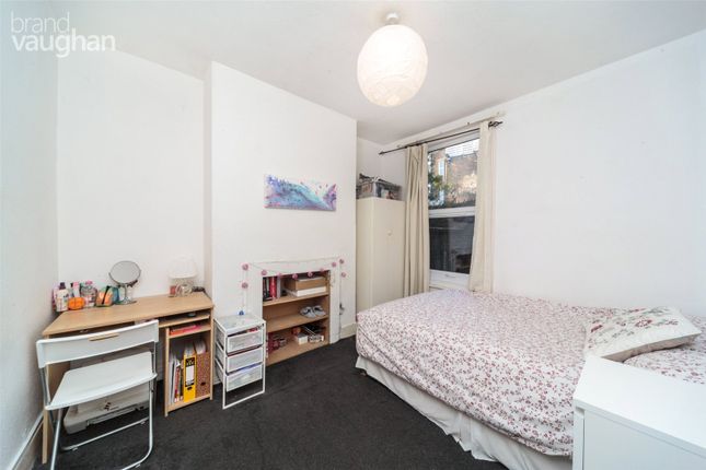 25x, Hollingdean Terrace, Brighton photo 5