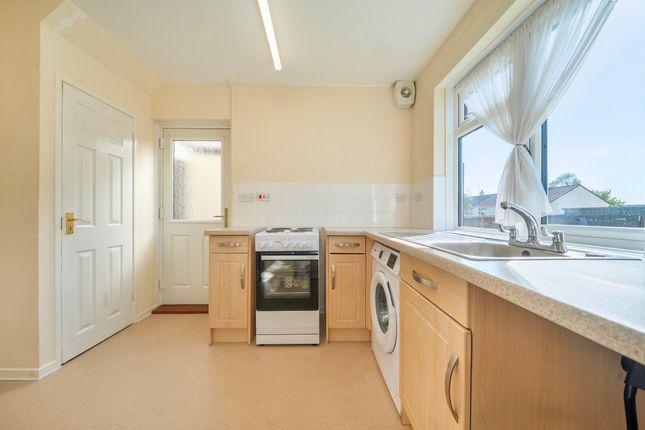 24 Buckland Road, Taunton photo 3