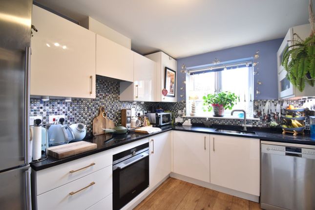 4, Field Close, Maidstone photo 2