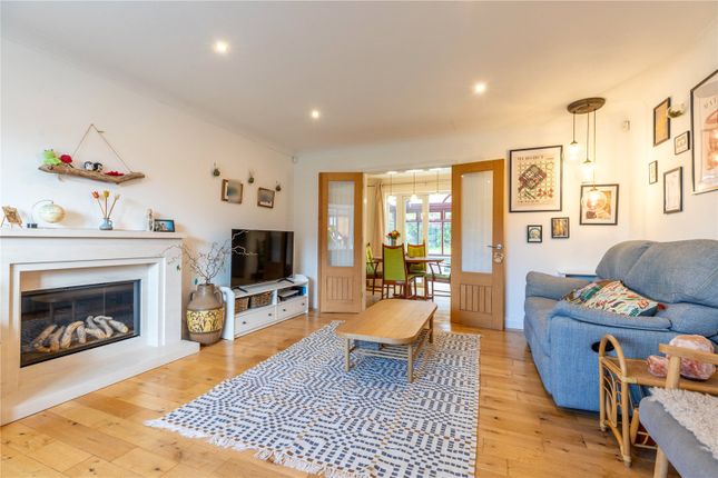 8, Hardwick Close, Manchester photo 3