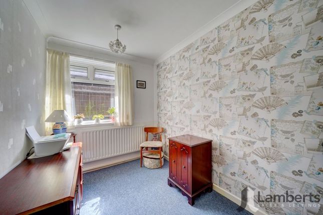Bungalow for sale in Sheltwood Close, Webheath, Redditch