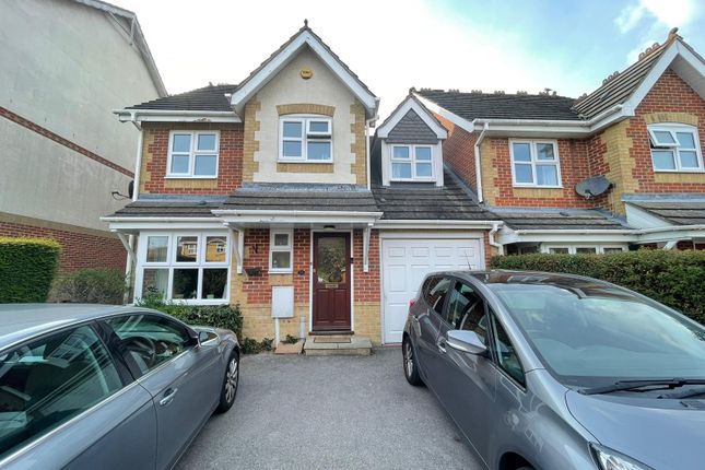 Thumbnail Detached house to rent in Hadleigh Drive, Sutton, Surrey
