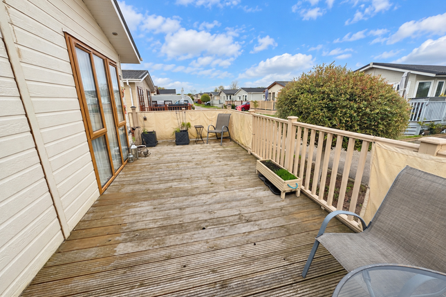 Lazy Otter Meadows,40, Cambridge Road, Ely photo 4