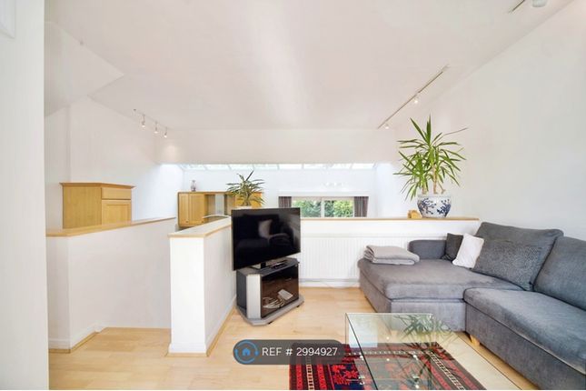 A Burrard Road, West Hampstead, London photo 4