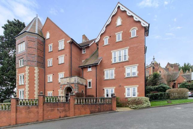 Flat for sale in Priory Road, Malvern