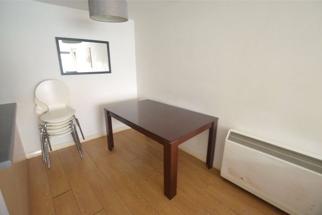9 Liberty Place, 10, Madison Square, Merseyside photo 3