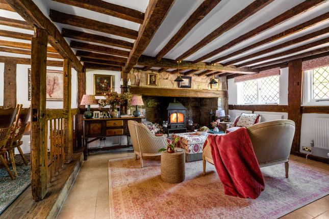 Combers Cottage,, North Lane, West Hoathly photo 4