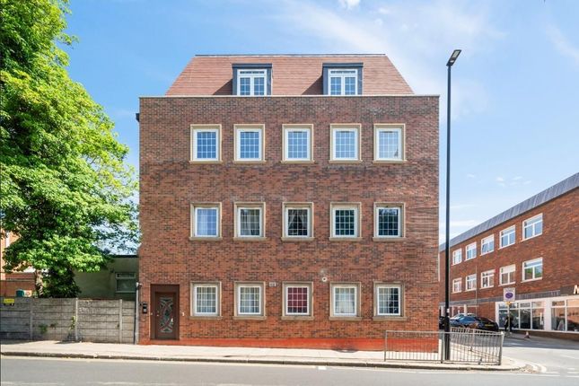 2-bed flat on 9, Belair Court, Edgware, £445,000