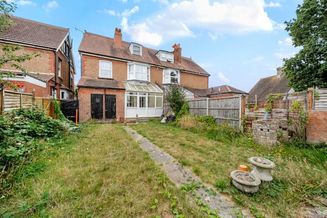 54 Richmond Avenue, Bognor Regis photo 4