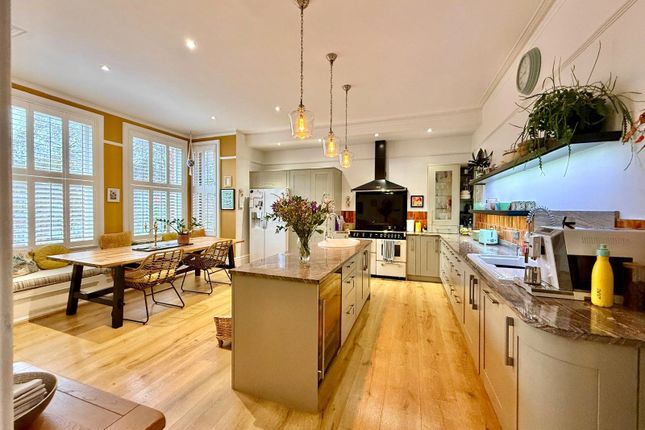 Flat 3, 9, Grassington Road, East Sussex photo 4