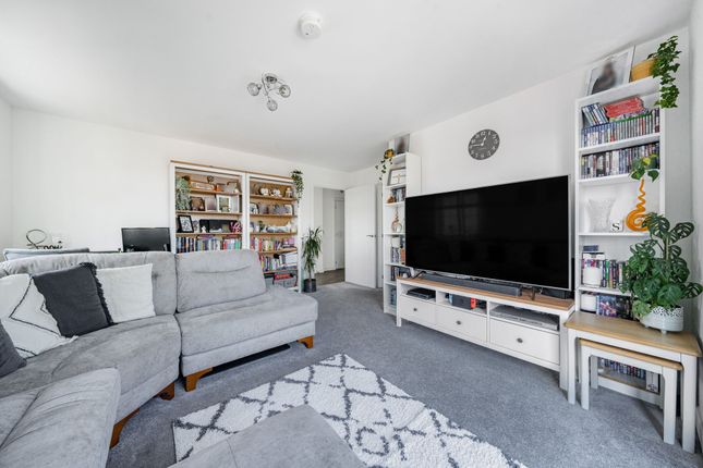 Flat for sale in Chatsworth Road, Chichester