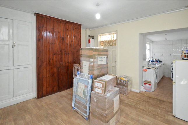 12, Belvedere Terrace, West Yorkshire photo 3
