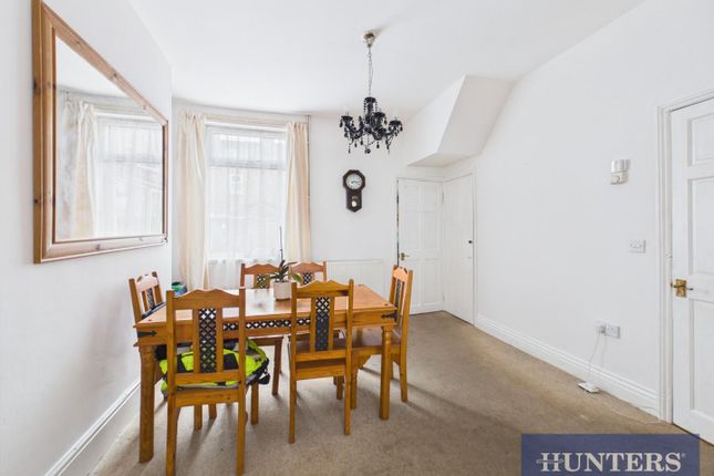 30, Haslemere Avenue, Bridlington photo 4