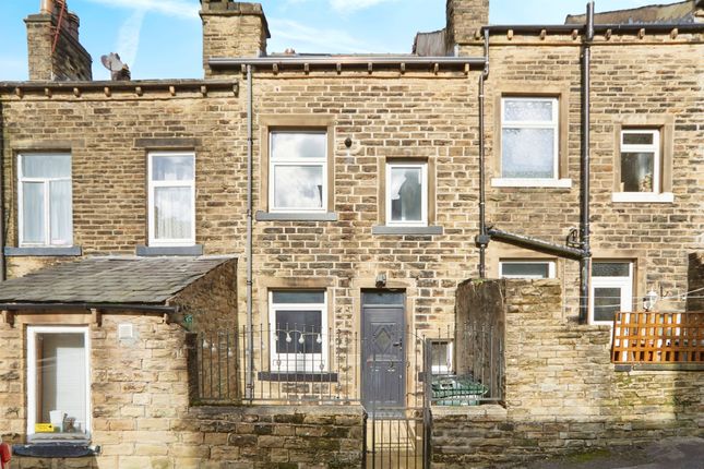 Thumbnail Terraced house for sale in Walnut Street, Keighley