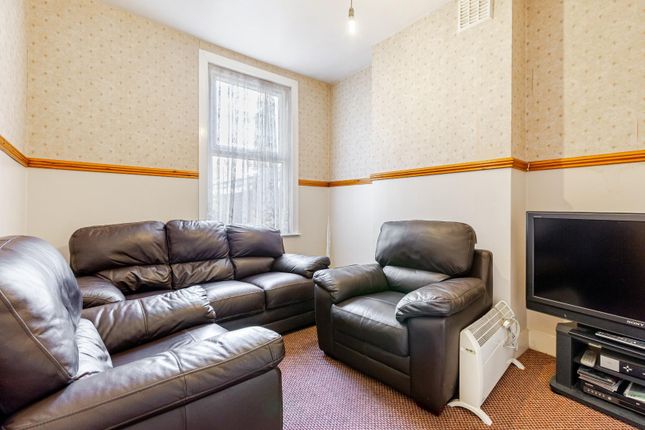 3-bed house on 45, Goldsmith Road, London, £750,000