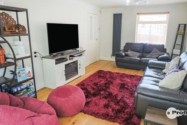29, Wendover Drive, Hinckley photo 3