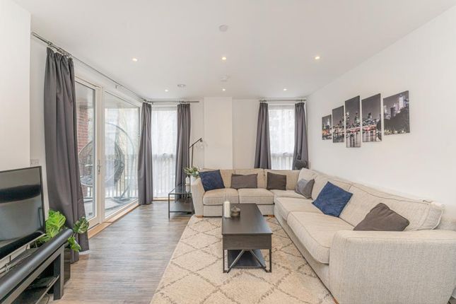 Thumbnail Flat to rent in Fairfield House, Enfield