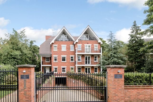 Flat for sale in Packhorse Road, Gerrards Cross, Buckinghamshire