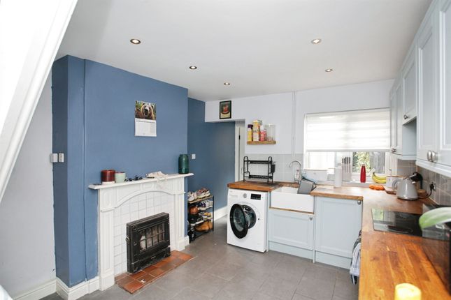 14, High Street, Lutterworth photo 3
