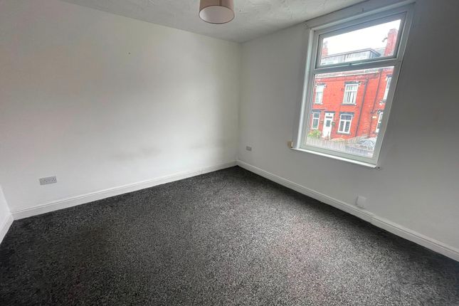 26 Burlington Road, Leeds photo 3