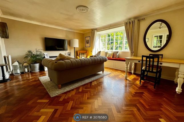 Latimer Court Durham Road, Bromley photo 4