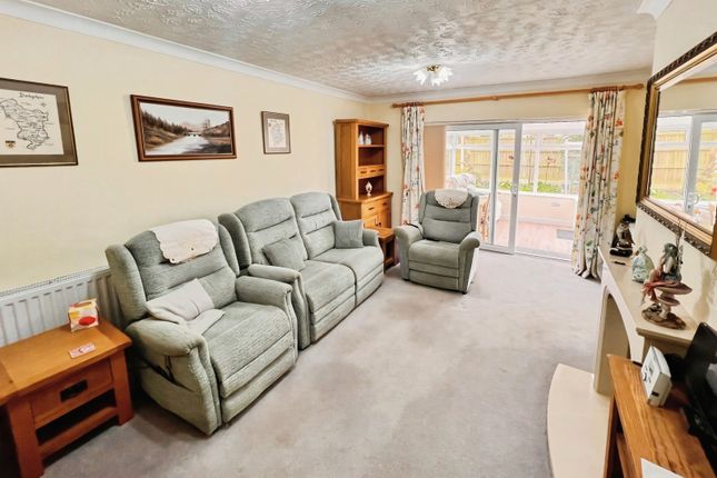 20, Dalebrook Road, Staffordshire photo 2