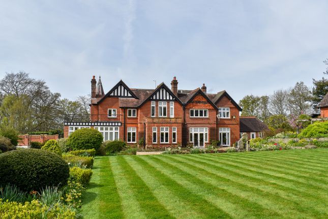 Country house for sale in Stuckton, Fordingbridge