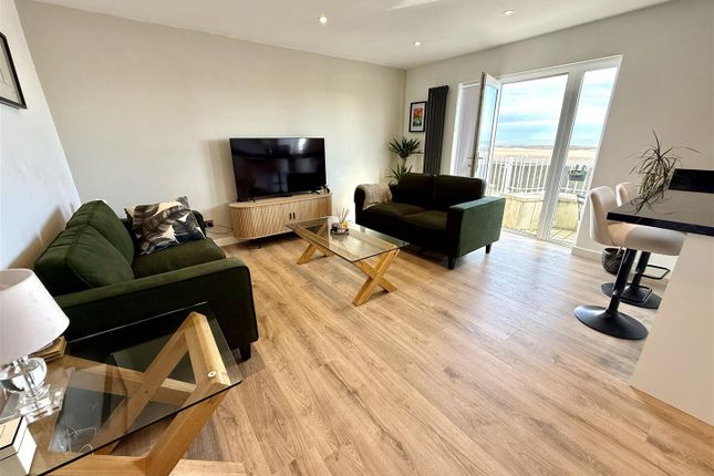 Camona Drive, Swansea photo 3