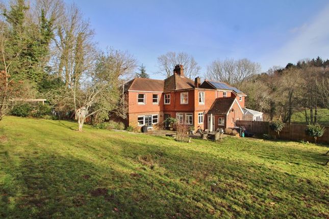 Thumbnail Semi-detached house for sale in Tidebrook, Wadhurst