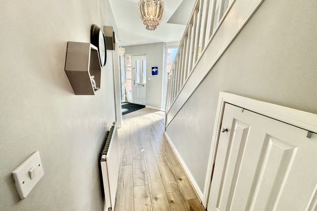 7, Ryedale Way, South Shields photo 5