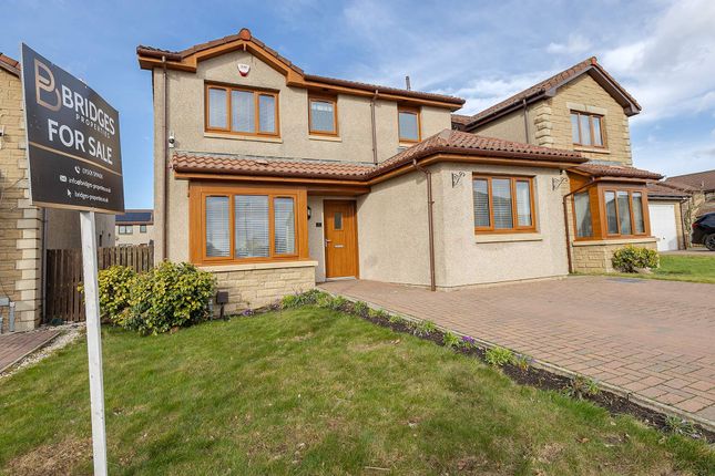 Thumbnail Detached house for sale in Pinewood Place, Blackburn