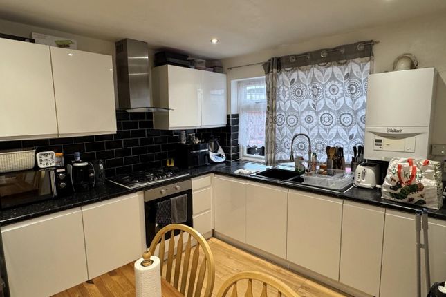 7, Earls Close, Milton Keynes photo 5