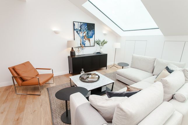 Flat for sale in Hoover Building, Perivale
