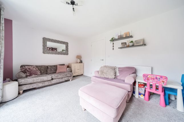 End terrace house for sale in Glengarry Way, Greylees, Sleaford