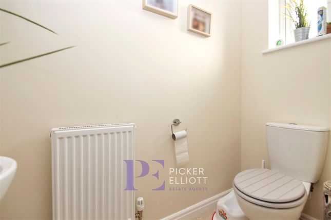 Semi-detached house for sale in Kinross Way, Hinckley