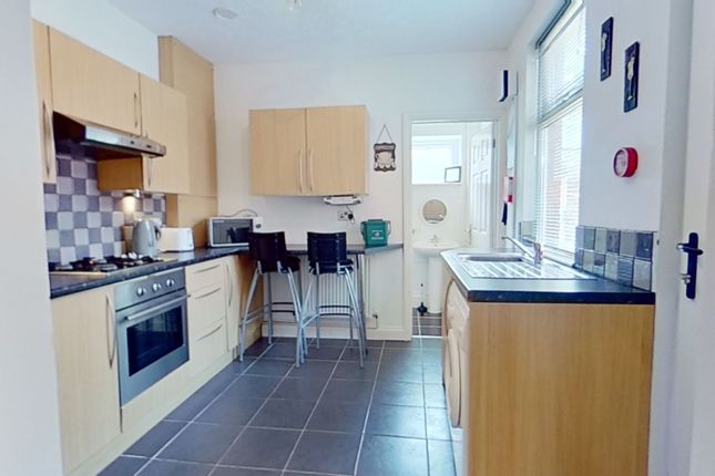 Shared accommodation to rent in Rees Terrace, Treforest, Pontypridd