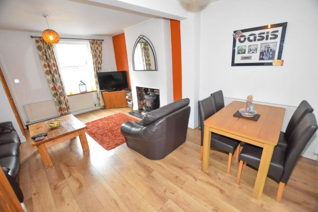13, Edge Grove, Chester photo 2