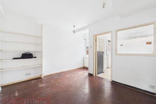 35, Coombe Terrace, Brighton photo 3