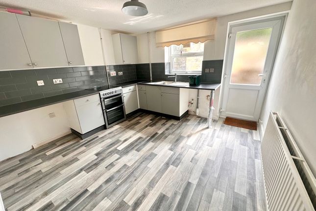 28 Tillery Street, Abertillery photo 2